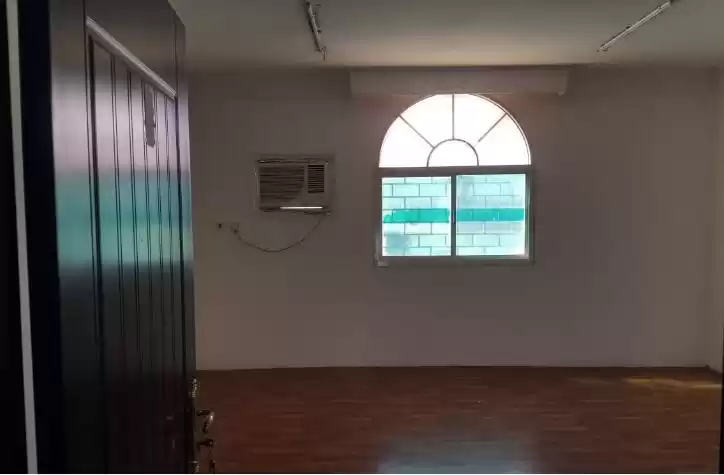 Residencial Listo Propiedad 2 dormitorios U / F Villa Standerlone  alquiler en al-sad , Doha #14603 - 1  image 
